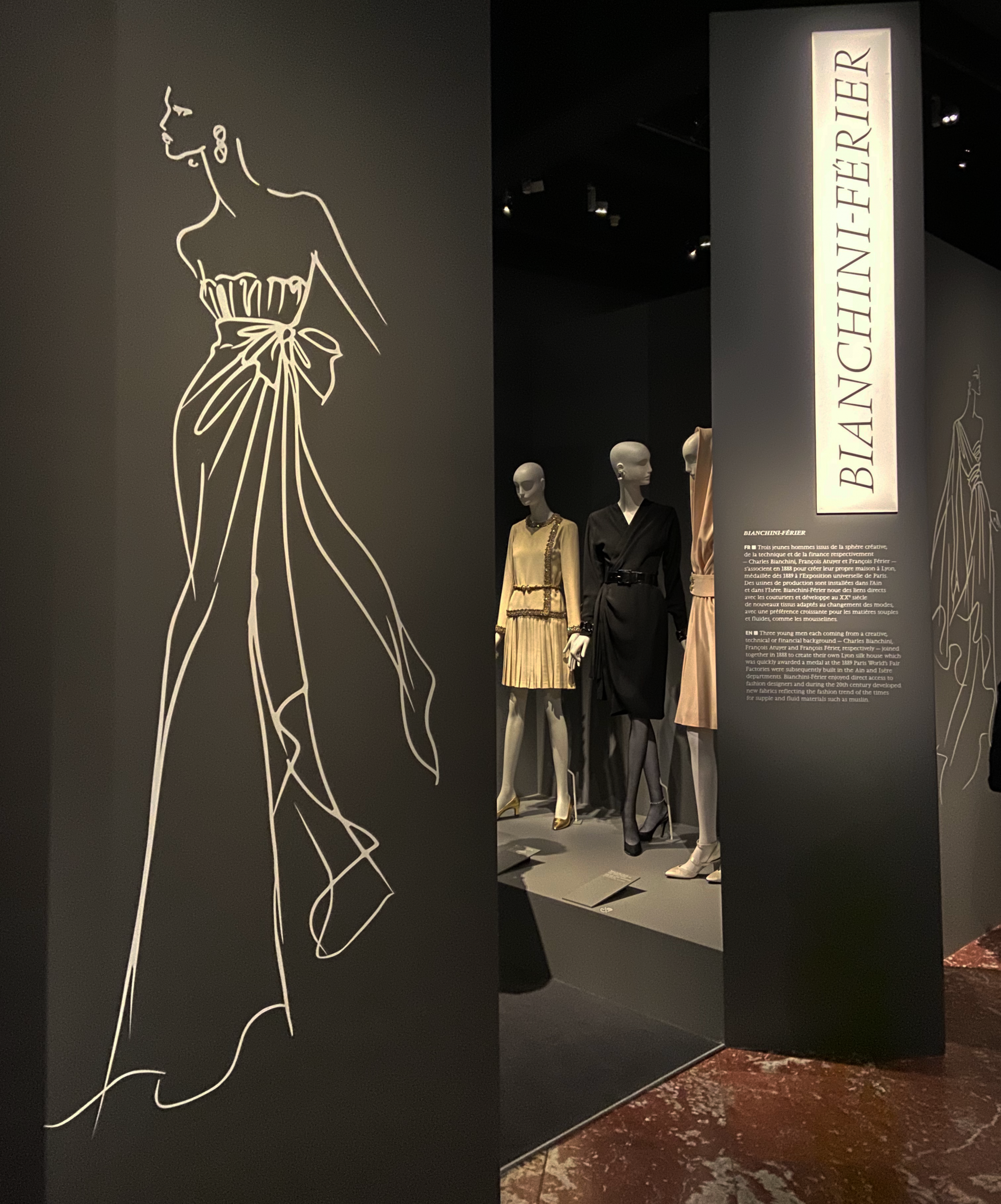 exposition-yvessaintlaurent-lyon-musée-des-tissus